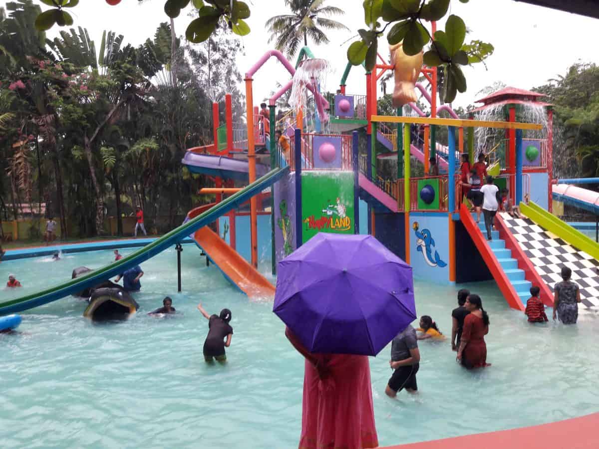 DREAM WORLD WATER PARK, ATHIRAPLLY